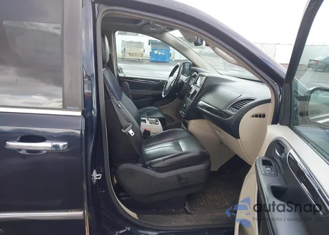 2011 Chrysler Town & Country Limited z USA, uszkodzony, nr VIN 2A4RR6DG6BR613864